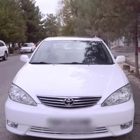 Toyota Camry 2005