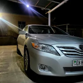 Toyota Camry 2010