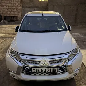 Mitsubishi Montero Sport 2019