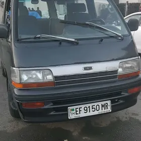 Toyota Hiace 1990