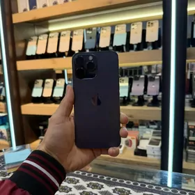 14 PRO MAX 256GB 83%
