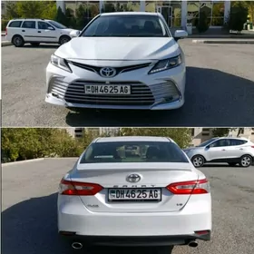 Toyota Camry 2020