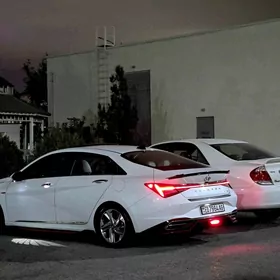 Hyundai Elantra 2021