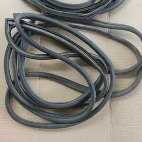 Дверные резинки w210