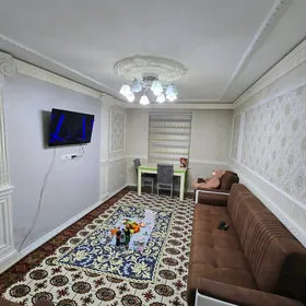 ЦЕНТР 1 ЭТАЖ 2 КОМНАТНАЯ 