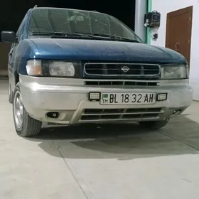 Nissan Primera 1995