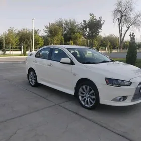 Mitsubishi Lancer 2013