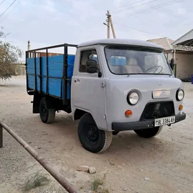 UAZ 452 1993