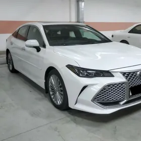 Toyota Avalon 2019