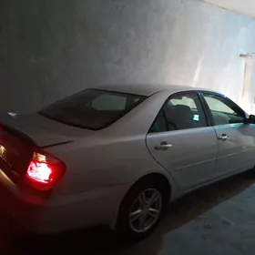 Toyota Camry 2004