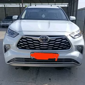 Toyota Highlander 2023