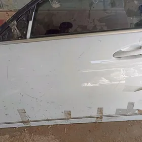 Mercedes E  204 Cep onki Gapy