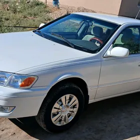 Toyota Camry 1999