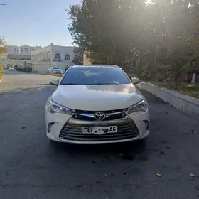 Toyota Camry 2017
