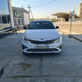 Kia Optima 2020