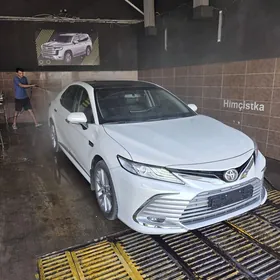 Toyota Camry 2023