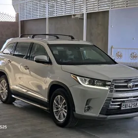Toyota Highlander 2019