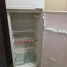 Продается холодильник норд