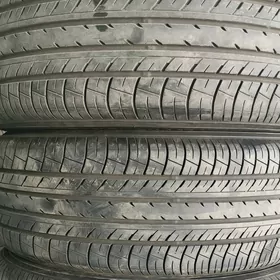 Yokohama 215 55 17 23Ýyly