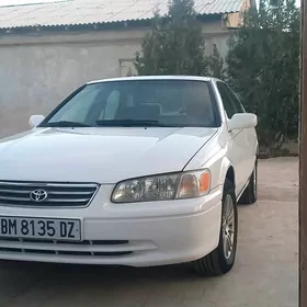 Toyota Camry 2000