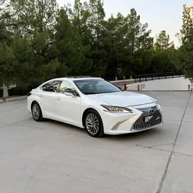 Lexus ES 350 2021