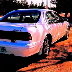 Nissan Cefiro 1998