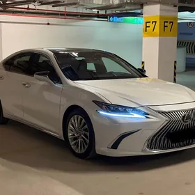 Lexus ES 350 2021