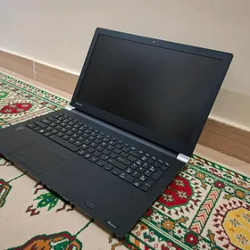 Toshiba i7 7th noutbuk noteboo