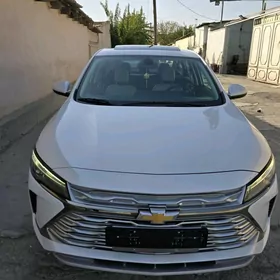 Chevrolet Monza 2024