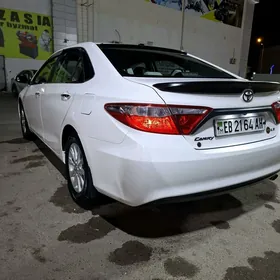 Toyota Camry 2016