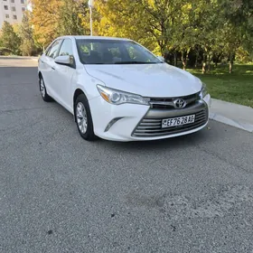Toyota Camry 2017