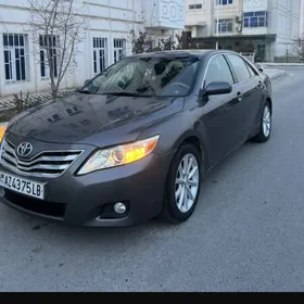 Toyota Camry 2011