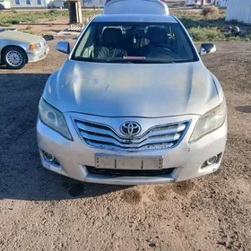 Toyota Camry 2010