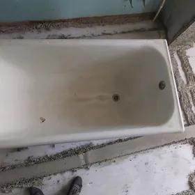 Чугунная ванна 150х70