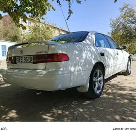 Toyota Camry 2000