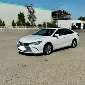 Toyota Camry 2017