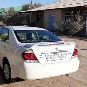 Toyota Camry 2005