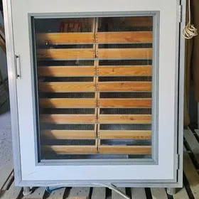 инкубатор для куриных яиц