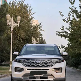 Ford Explorer 2021