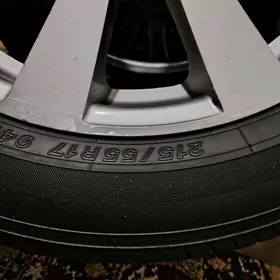 215 55 17 teker Komplekt