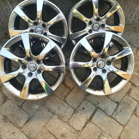 HYUNDAY ELANTRA NISSAN SENTRA