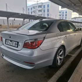 BMW E60 2003