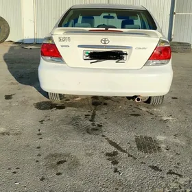 Toyota Camry 2005