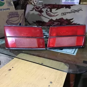 задние габаритные огни