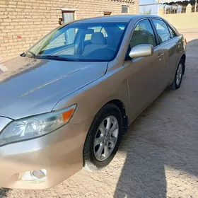 Toyota Camry 2011