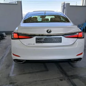 Lexus ES 350 2019
