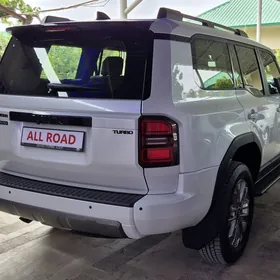 Toyota Land Cruiser Prado 2025