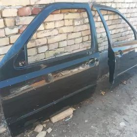 двери от фосвагин