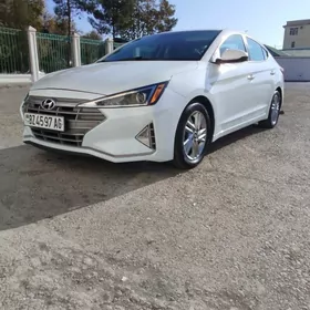 Hyundai Elantra 2020