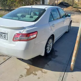 Toyota Camry 2011